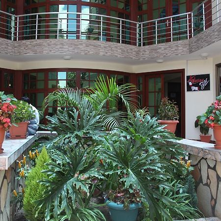 Merves Hotel Аруша Екстер'єр фото