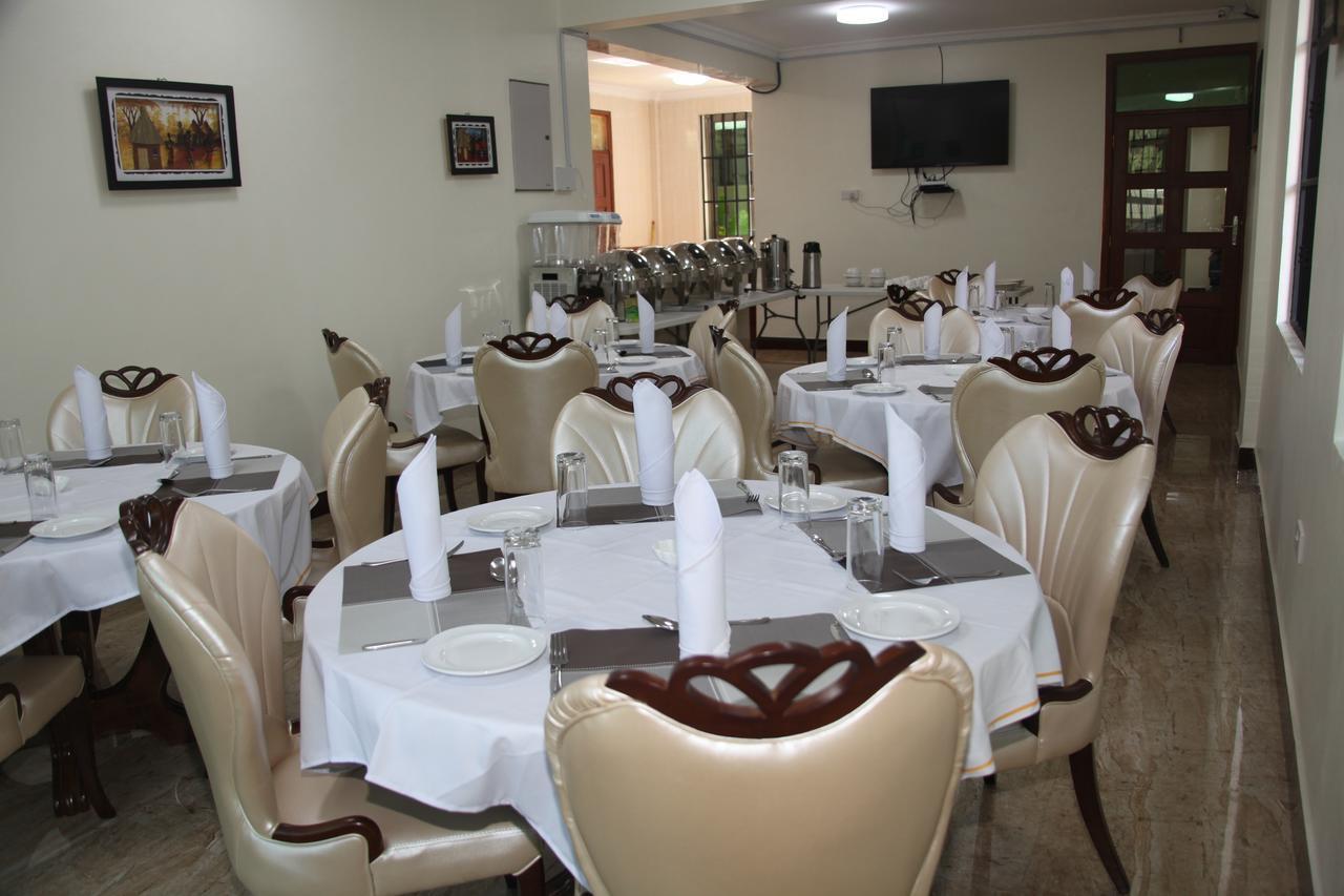Merves Hotel Аруша Екстер'єр фото